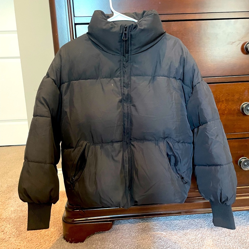 Women's Black Puffer Jacket